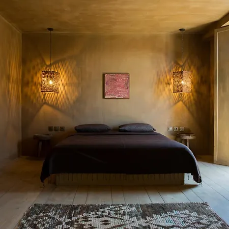 Hotell Life Gallery & 5*