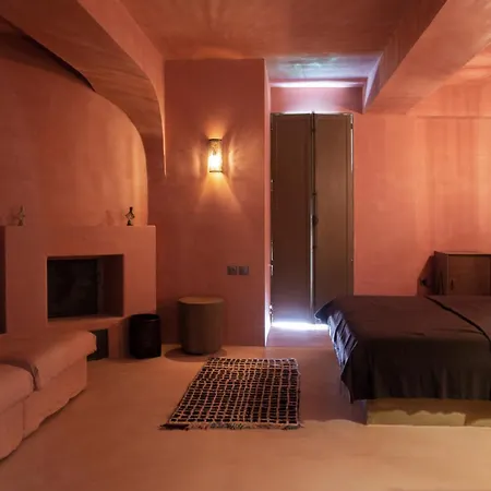 Hotel Life Gallery &