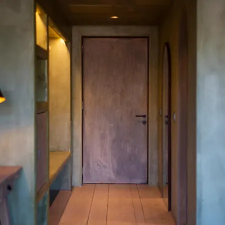 Hotel Life Gallery & Korce