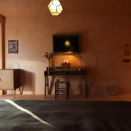 Life Gallery & كورتشي