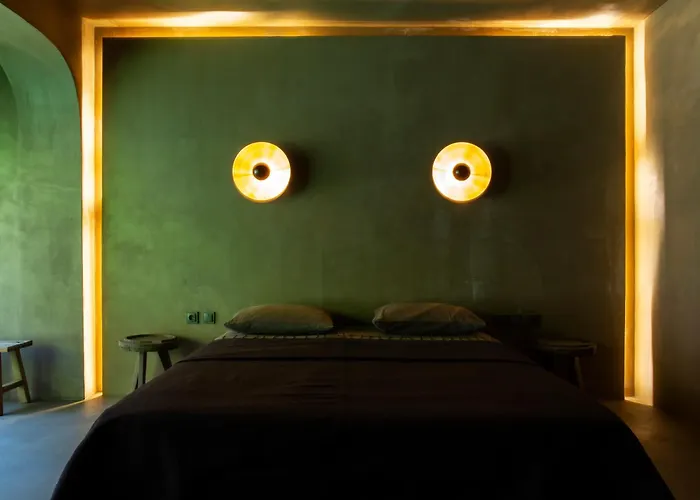 Life Gallery & Hotel Korcza