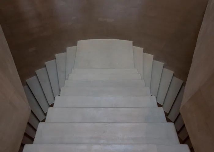 Life Gallery & Hotel Korcza