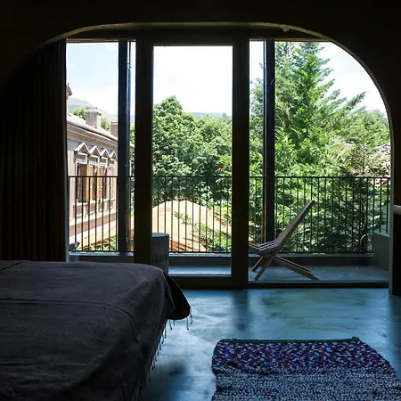 Hotel Life Gallery &