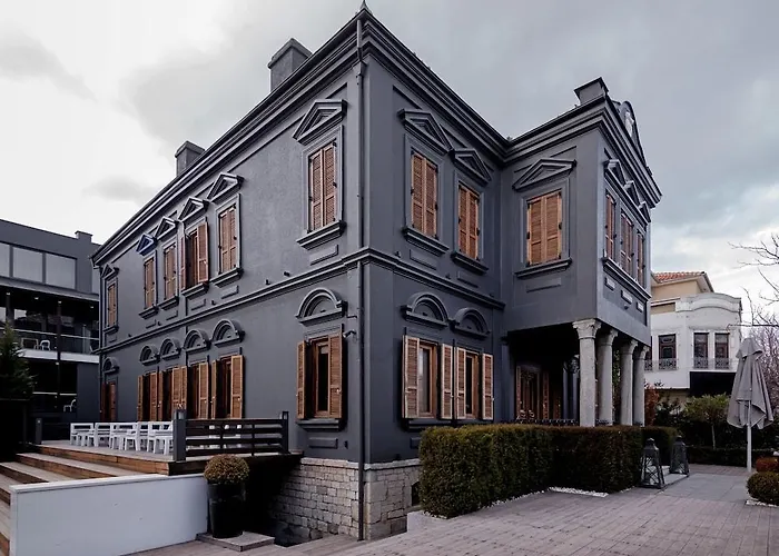 Life Gallery & 5* Korce