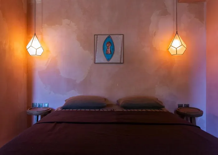 Life Gallery & Hotel Korce