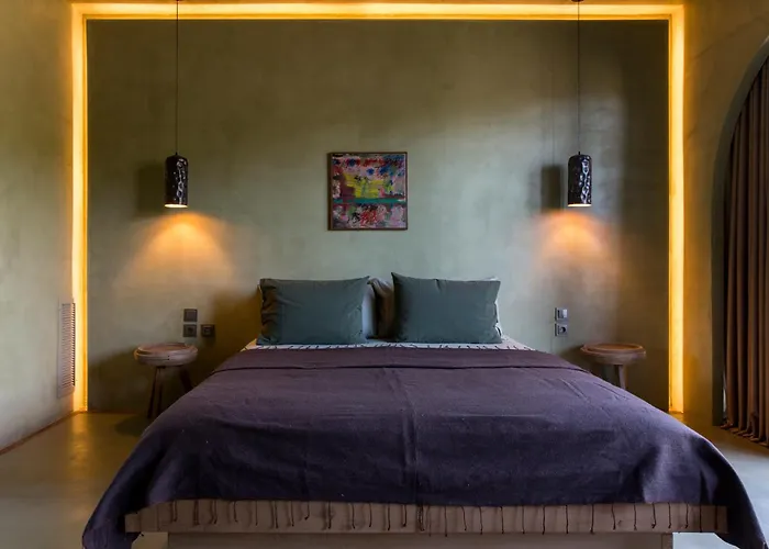 Hotel Life Gallery &