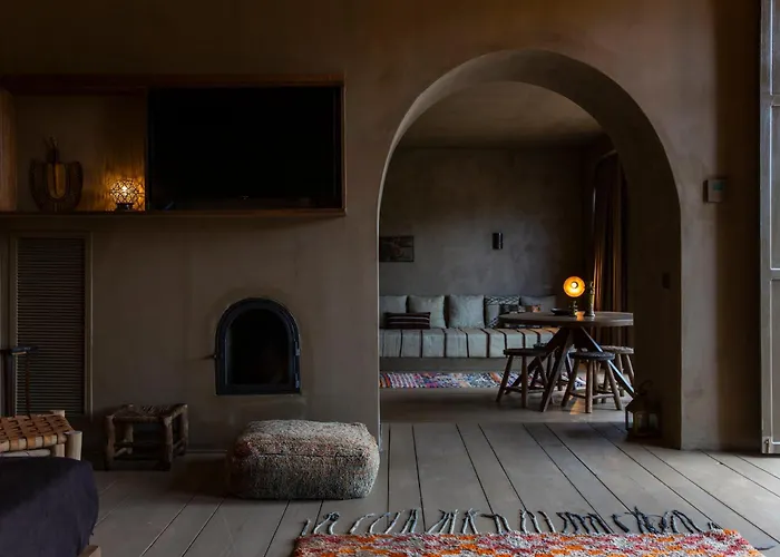 Hotel Life Gallery & 5*