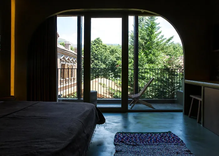 Hotel Life Gallery &