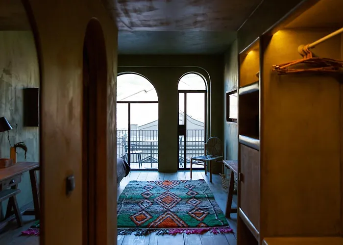 Life Gallery & Hotel Korce